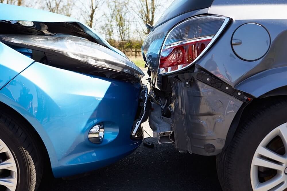 После аварии с фурой владелец Lexus получил 2,7 млн руб по каско